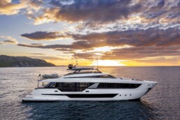 Ferretti Yachts 1000 - CMM YACHT SERVICE